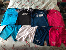 JOB LOT DERBY COUNTY 4 CHILD KID FOOTBALL KITS SIZE YM SHIRT SHORTS PINK BLUE