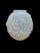  Vintage 1930's VERLYS Opalescent Glass 7.5" ROSES Vase