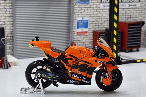 2021 tech3 ktm factory - tech3,
