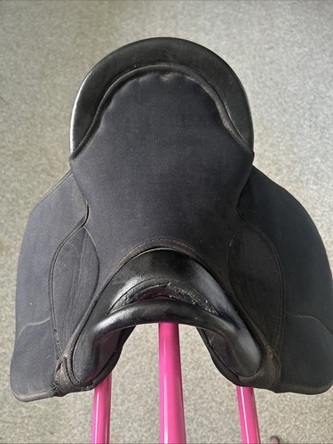 Barnsby cub saddle 10inch seat - cub,