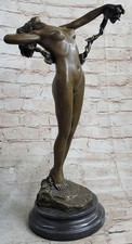 THE VINE BEAUTIFUL NUDE ART