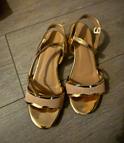 Women gold strappy - women’s,