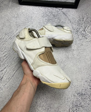 Vintage 00's Y2K Nike Air Rift