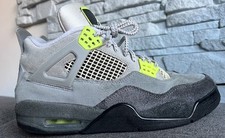 Size 7 -Nike Air Jordan 4