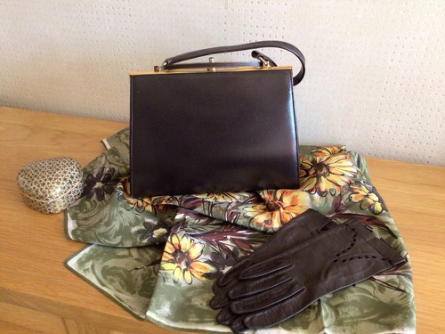 Classic vintage dark brown - classic,