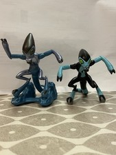 Ben 10 ten- xlr8 mettalic and