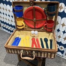 Vintage Wicker Picnic Basket