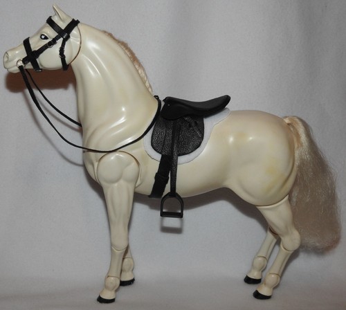 Black leather saddle bridle