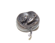 Beautiful Miniature Bronze Mouse Sleeping in Apple Butler & Peach Collectable