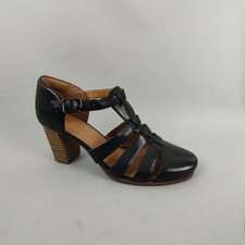 Clarks T-Bar Sandals Womens 5.5 Black Leather Strappy Heeled Comfort Roman