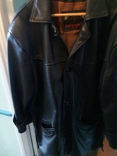 MEN'S VINTAGE  GENUINE BLACK LEATHER JACKET (Used - Thigh Length)