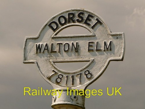 Photo dorset fingerpost - photo,