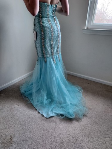Nwt terani couture aqua - nwt,
