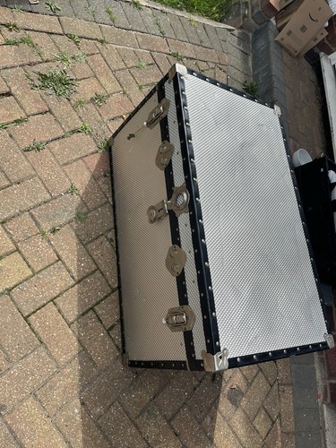 Large trunk storage - box,