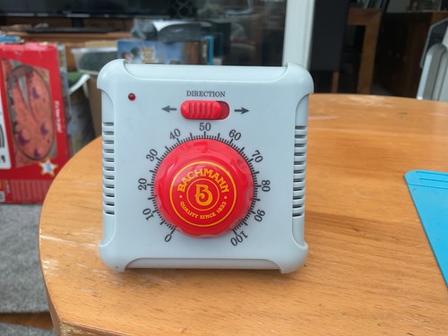 Bachmann hand held - *,