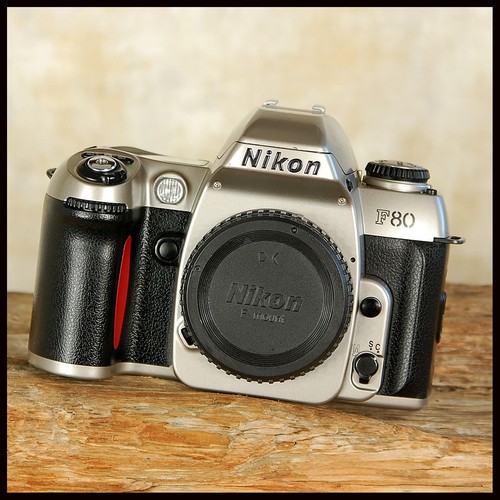Nikon f80 35mm - film, auto