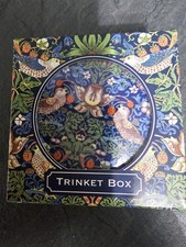 William Morris 'Strawberry