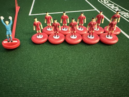 Subbuteo red team - subbuteo,