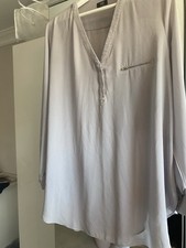 Beautiful Light Grey Tunic Top Size 22