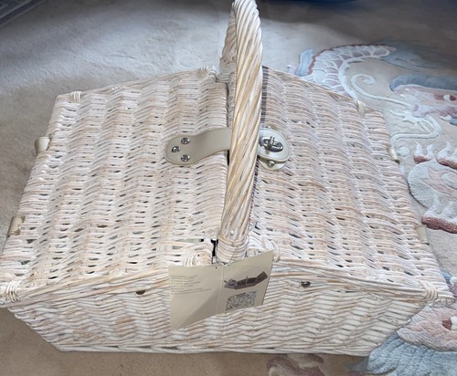 Picnic hamper for - m&s, 4