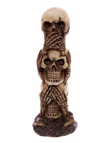 Gruesome stack skulls totem - skulls,