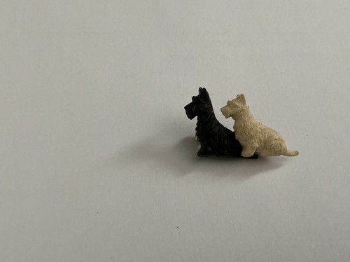 Vintage scottie dog brooch - dog,