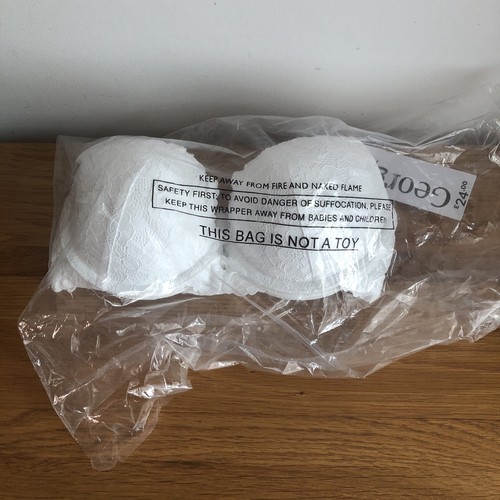 Rrp white lace padded - rrp,