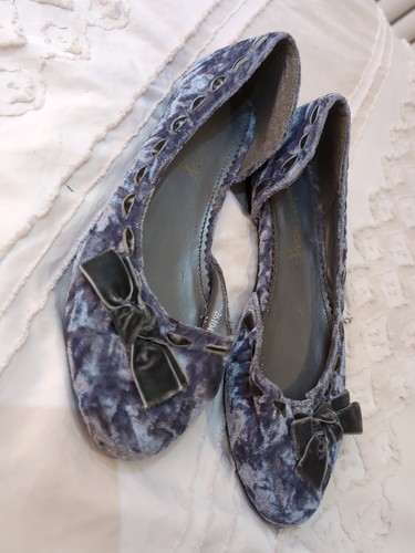 Stunning silver crushed - stunning,