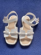 Girls Sandals Size 8 River