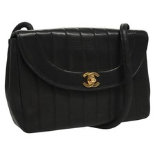 CHANEL Mademoiselle Shoulder