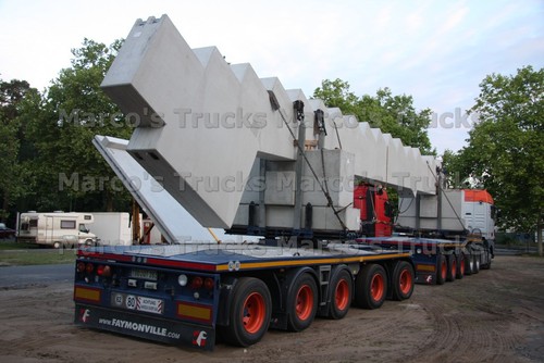 Truck photo platform trailer - truck,