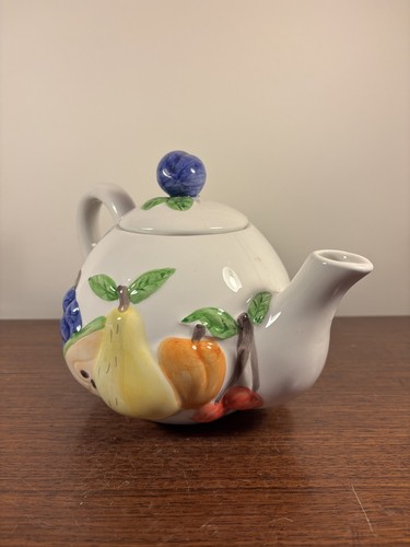 Vintage 80s 90s rayware - rayware, by