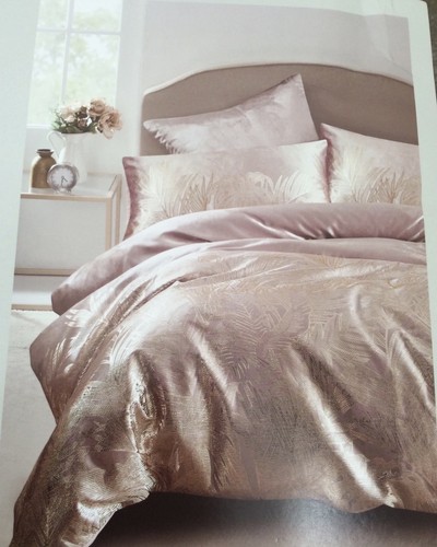 Next velvet palm print - next-velvet,