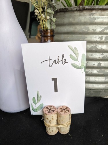 Wine corks sustainable - corks, table