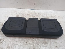  LAND ROVER DEFENDER SEAT 2
