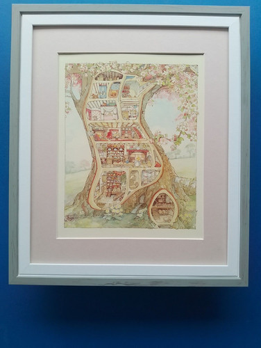 Brambly hedge print and - hedge, 'mr