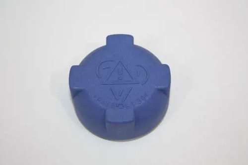 Coolant reservoir cap