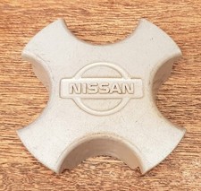 Nissan Alloy wheel centre cap