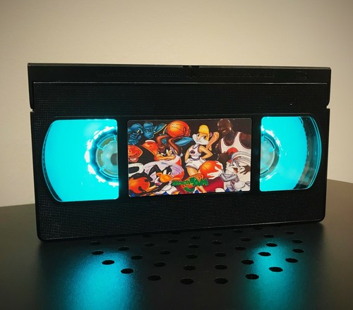 Space jam looney tunes retro - tunes,