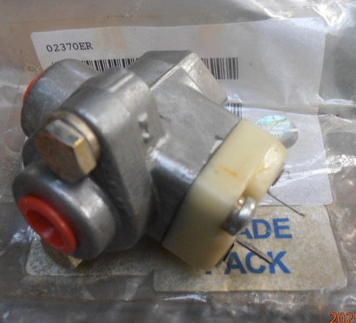 Bedford lorry valve pressure - bedford, lorry.