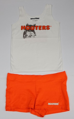 New hooters waitress - waitress, girls