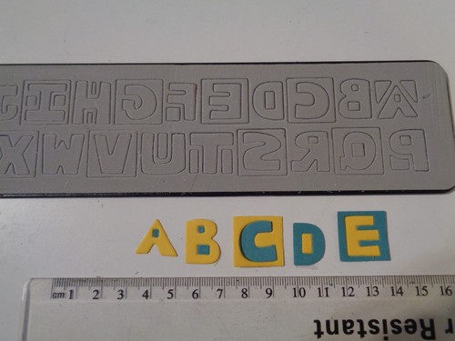 Sizzix summer block alphabet - block,