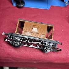 Hornby 00 Gauge Train Carriage