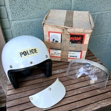 Vintage Everoak Grand Prix White Police Crash Helmet Stadium Visor  size 7...