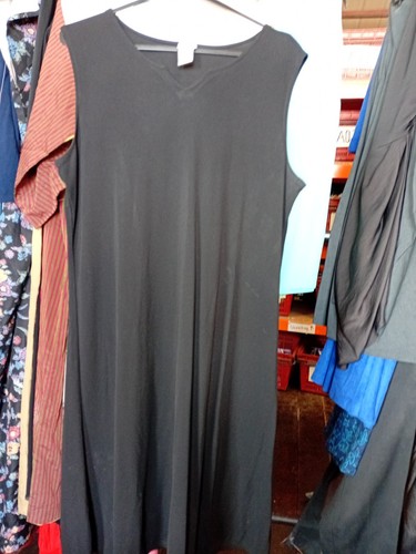 Black sleeveless jersey - black,