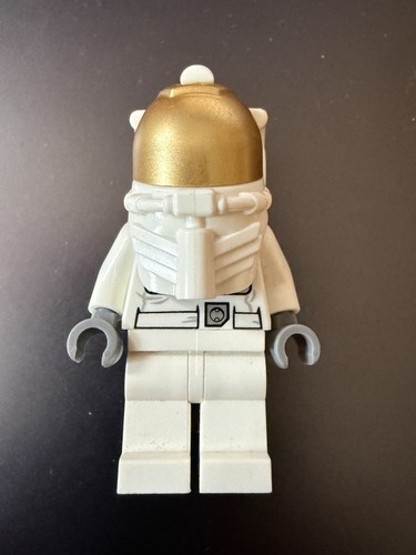 Lego astronaut with underwater - lego,