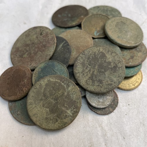 Old english coins found - ,