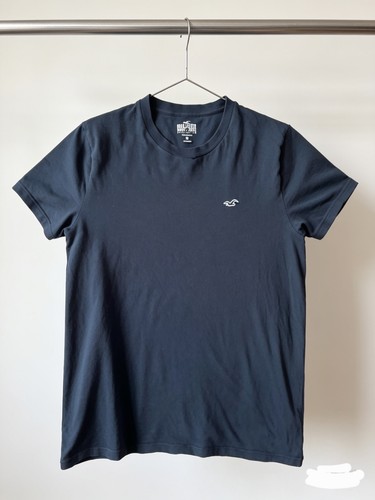 Hollister black shirt size - t-shirt,