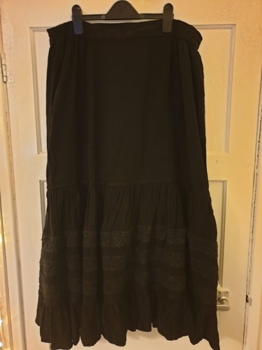 Holy clothing black skirt size - black,
