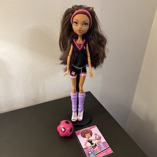 Monster High Clawdeen Wolf School's spirit screams 
